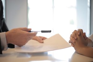 Read more about the article Zgoda przedstawiciela ustawowego na czynność prawną osoby mającej ograniczoną zdolność do czynności prawnych