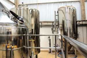 Read more about the article Pozwolenie na wytwarzanie odpadów a przekształcenie podmiotu eksploatującego instalację ze spółki komandytowej w inna spółkę handlową